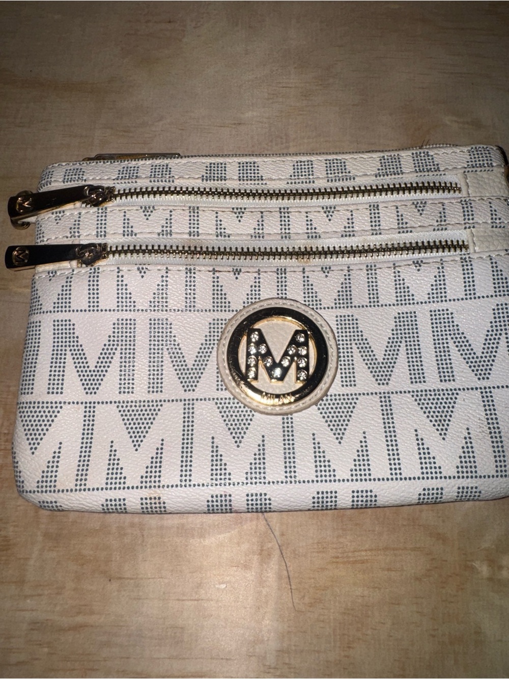 Milano White and Blue Monogram Medallion Wristlet